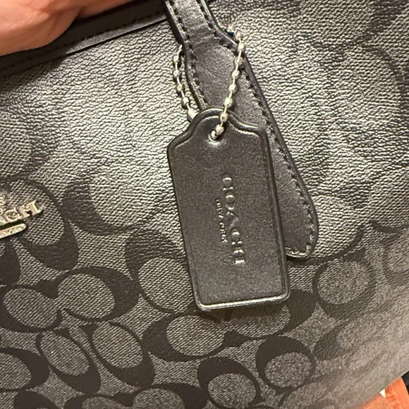 Large Coach City Tote Bag - Picture 5 of 14